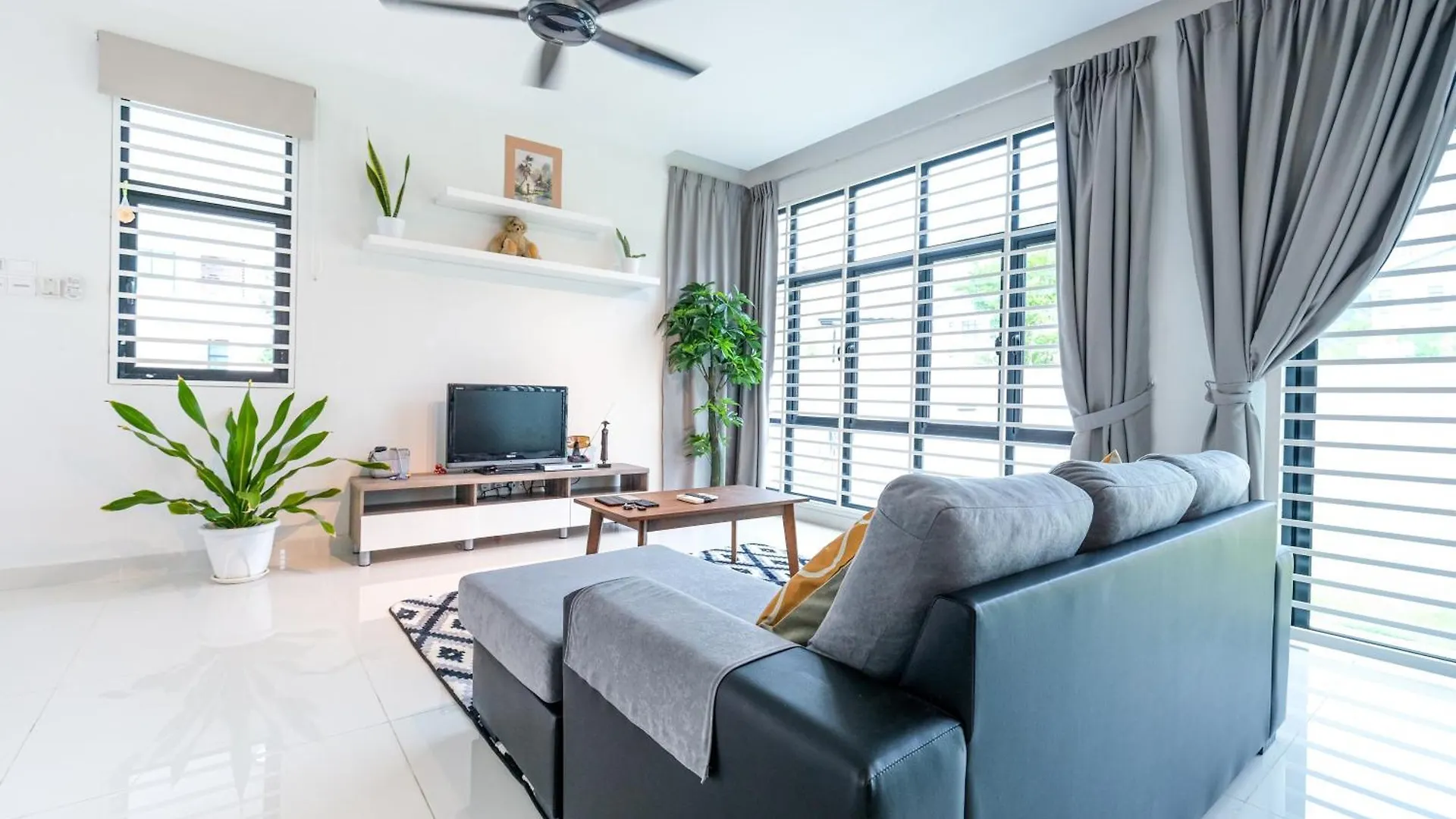 Solok Sungai Emas By Plush Batu Feringgi 0*,  Malaysia